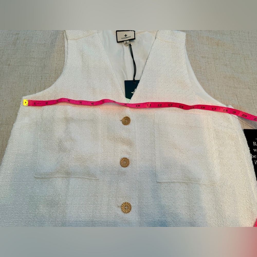 NWT Tuckernuck  White Textured Myla Romper size Medium NWT - Picture 10 of 13